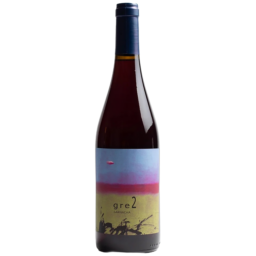 A bottle of A Pie de Tierra Gre2 Garnacha