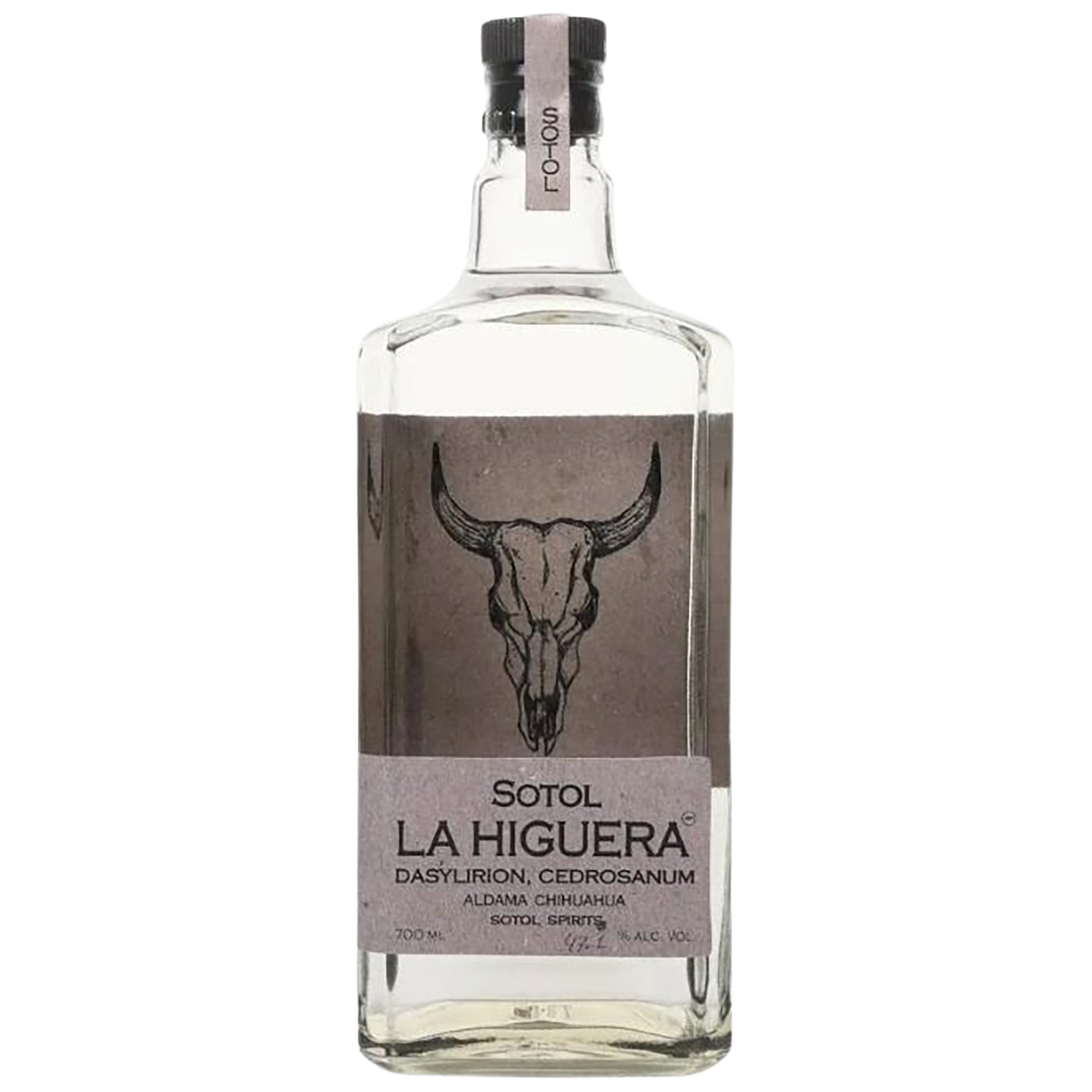 A bottle of La Higuera Cedrosalum Sotol